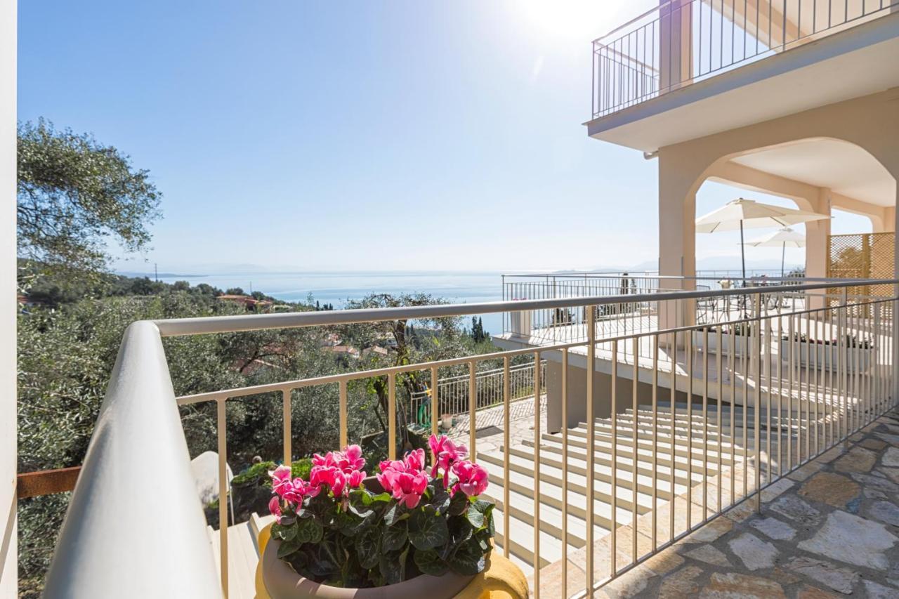 Luna Apartments Corfu Nisaki  Exterior photo